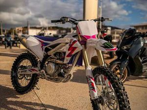 YAMAHA YZ 450
