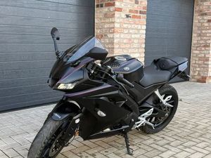 YAMAHA YZF