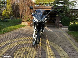 YAMAHA FZ6