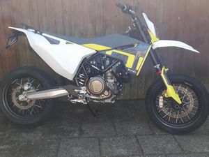 HUSQVARNA 701 SM SUPERMOTO