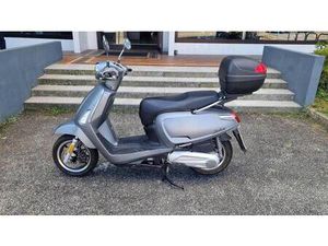 VENDO KYMCO LIKE 125 (2021 - 25) USATA A CARESANABLOT (CODICE 9878063) - MOTO.IT
