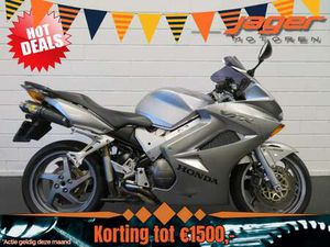 HONDA VFR 800 STRAKKE TOURER!! LEO-VINCE ZILVER