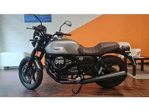 VENDO MOTO GUZZI V7 STONE (2021 - 24) USATA A SAMARATE (CODICE 9877743) - MOTO.IT
