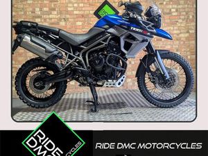 TRIUMPH TIGER 800 XCX. 16. GREAT SPEC. 20K. FSH. NONE OWNER BIKE. EXTRAS TOP SPEC XCX MODEL 800 CC