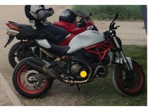 DUCATI MONSTER 821 – TÜV 06/26 – TOP ZUSTAND – EXTRAS + HELM