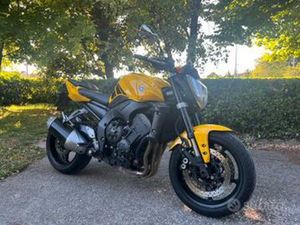 YAMAHA FZ1