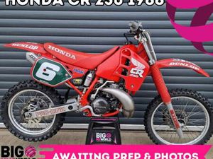 HONDA CR 250 1988 - FULL DEP - EXCELLENT CONDITION - FRESH PISTON & RINGS