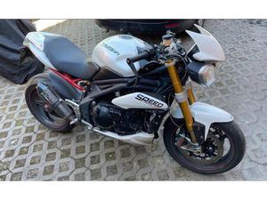 TRIUMPH SPEED TRIPLE R