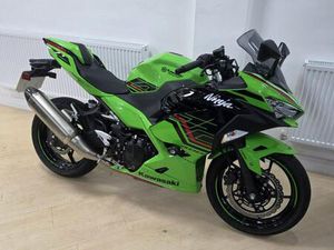 KAWASAKI NINJA 400 KRT PERFORMANCE