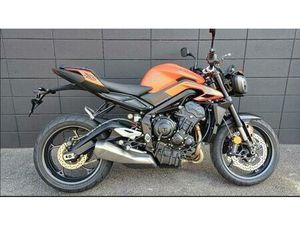 VENDO TRIUMPH STREET TRIPLE 765 R (2023 - 25) USATA A BRESCIA (CODICE 9877917) - MOTO.IT