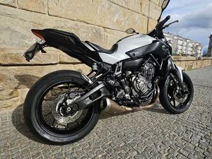 YAMAHA MT-07 ABS (POSSIBILIDADE DE FINANCIAMENTO) MONÇÃO E TROVISCOSO