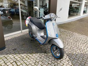 VESPA ELETTRICA 45 KM/H