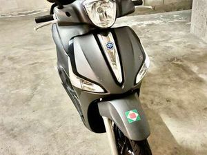 PIAGGIO LIBERTY 150 VERSIONE S NERO