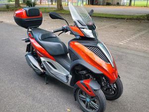 PIAGGIO MP3 YOURBAN 300 LT 2012 42000 KM. TÜV 05 2027