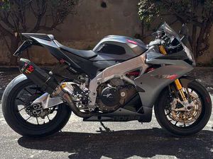 APRILIA RSV4 FACTORY GRIGIO