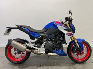 BMW F 900 R AKRAPOVIC EXHAUST 895 CC