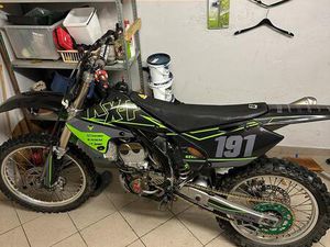 VERKAUFE EINE KXF250 VOLLCROSS / ENDURO