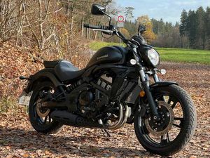KAWASAKI VULCAN S - WIE NEU - 2023 - 1. HAND - A2