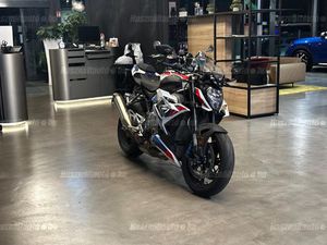 MO.I.SZERVIZKÖNYV.GARANCIÁS