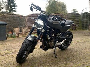 HUSQVARNA SVARTPILEN 125, DUKE, MT 125, YZF-R125