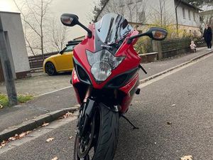 SUZUKI GSX-R 1000 K5