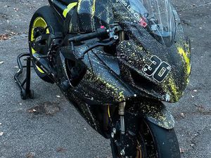 SUZUKI GSXR 600 K6/7