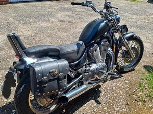 SUZUKI INTRUDER VS 750