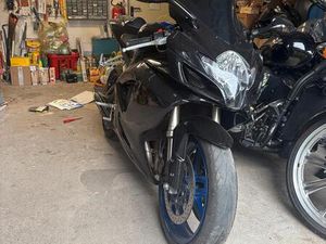 GSX-R 600 K7