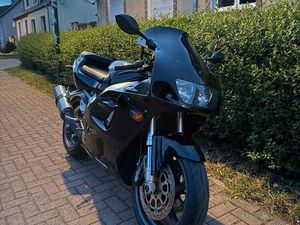 SUZUKI GSXR 750 SRAD —> TAUSCH <—