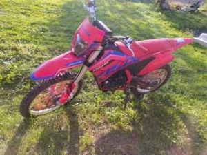 SPRZEDAM CROSS ASIX 250 LIZARD MRĄGOWO