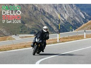 BMW R1200RS 2016 / 125KM / CENA PO SEZONIE SWARZĘDZ