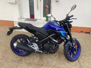 YAMAHA MT125