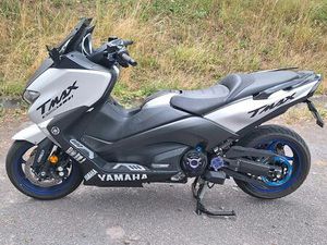 YAMAHA TMAX 530 SX