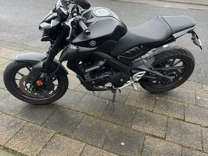 YAMAHA MT 125