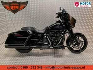 HARLEY-DAVIDSON STREET GLIDE M 8 BLACK EDITION, (BJ 2017) — MOTOREN | HARLEY-DAVIDSON — MARKTPLAATS