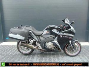 HONDA VFR 1200 F C-ABS/DCT (BJ 2011) - ZEER COMPLEET ! — MOTOREN | HONDA — MARKTPLAATS