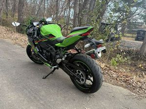 2024 KAWASAKI NINJA® ZX™-4R ABS