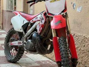 HONDA - CR 250