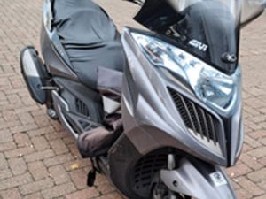 G-DINK 300I SU GENOVA