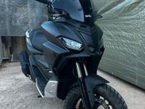 SCOOTER APRILIA SR-GT 125