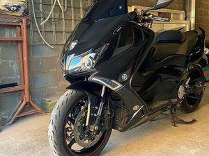 ② T-MAX 530 OPTION R1 2014