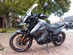 KTM 890 ADVENTURE VON RENTNER GEPFLEGT UND GEFAHREN. 77KW 77 KW A2