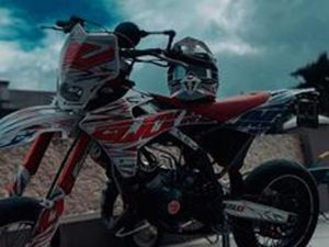 MOTO FANTIC 50 CC 2020/21