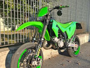 KAWASAKI KX 125
