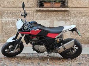 HUSQVARNA NUDA 900 R