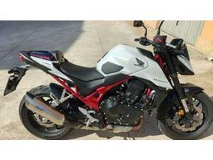 CB 750 HORNET (2025)