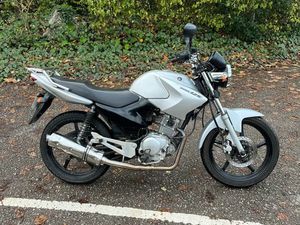 YAMAHA YBR 125 2015