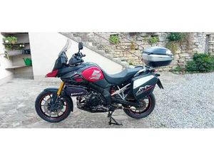 SUZUKI V-STROM 1000 ABS ROSSO