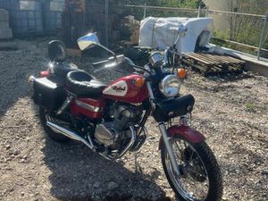 HONDA REBEL 125 (VIELES NEU MIT RECHNUNG)