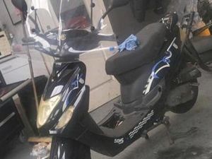 BTC CITY 2016 SNOR BLAUW KENTEKEN + WINDSCHERM — SCOOTERS | PEUGEOT — MARKTPLAATS